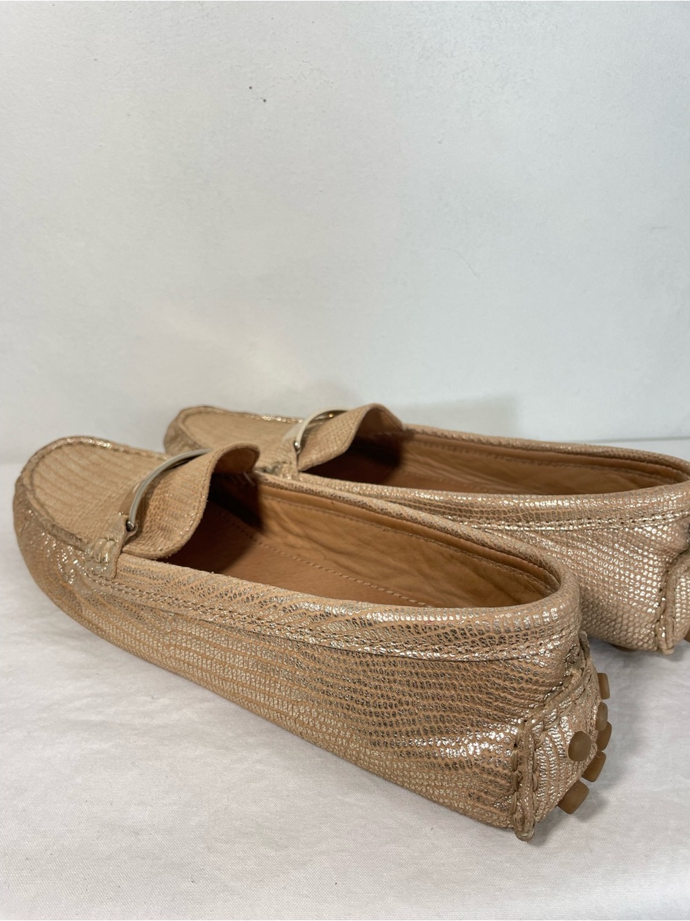 Coach Nola Gold Textured Leather Driving Loafers Size 8 B - Picture 11 of 15